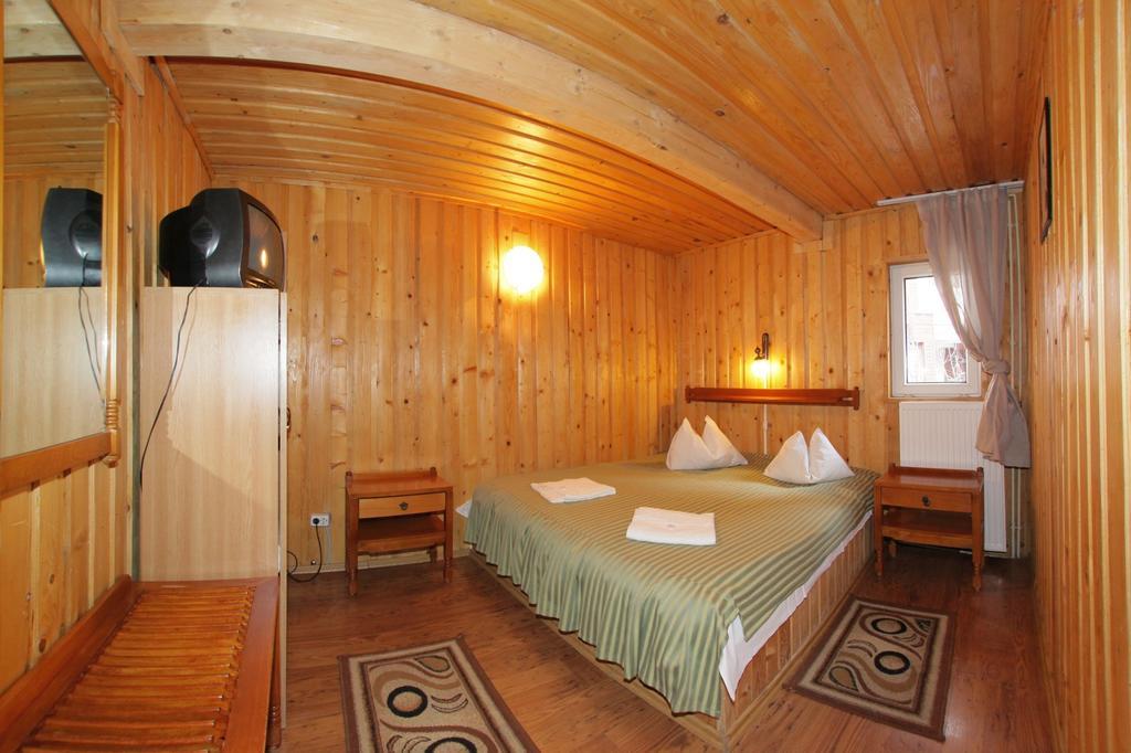 Cazare Casa Cristina Буштени Экстерьер фото